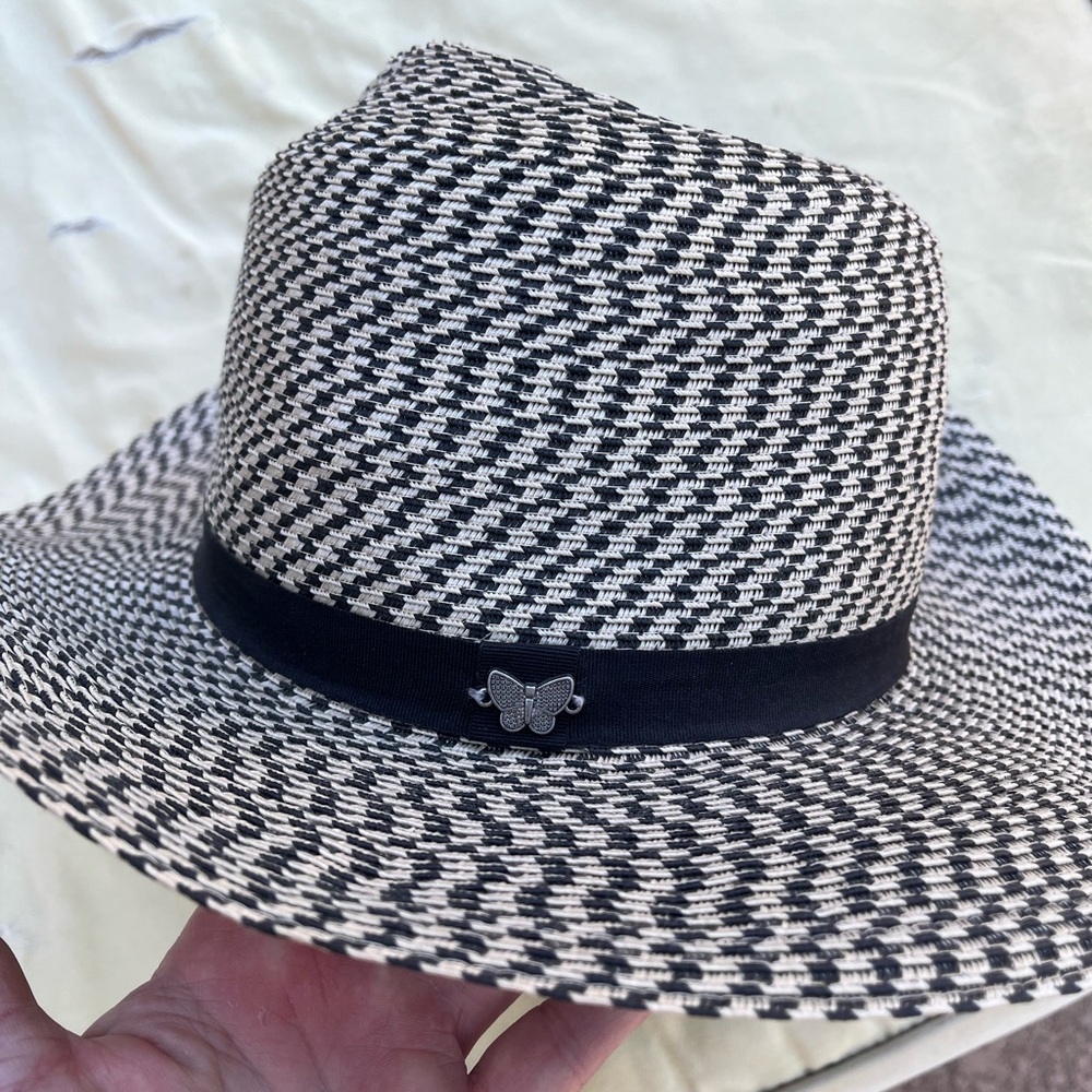 Kallina Sun Hat - Picture 3 of 7